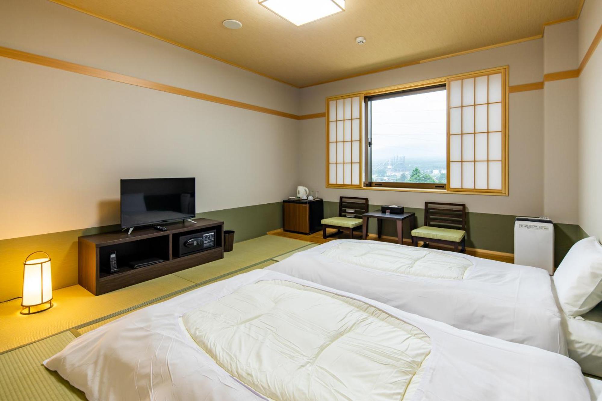 Fujikawaguchiko Resort Hotel Экстерьер фото